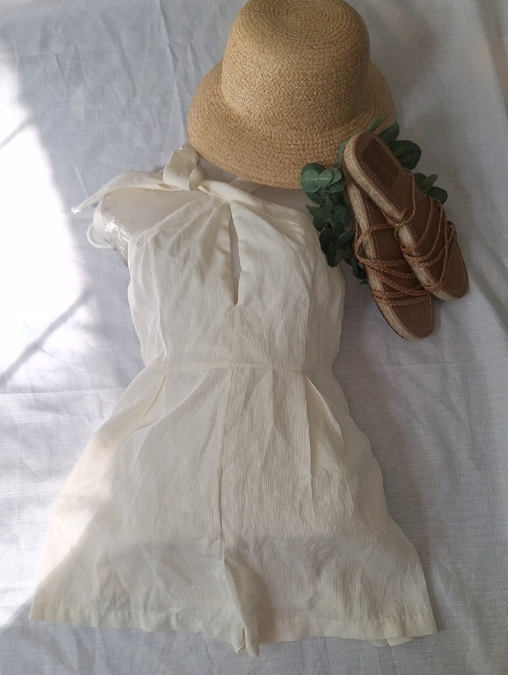 Lush Ivory White Short Romper Pockets Low Back Halter Beach S L Swim Coverup